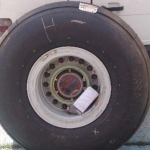 Roda para avião Nose Landing Gear Whell Assembly  |  Rodas, pneus e câmaras